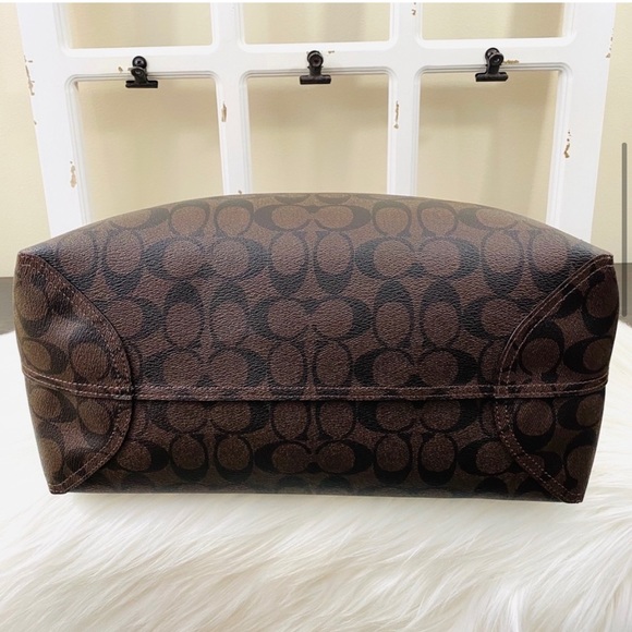 COACH Signature Open City Tote - Picture 7 of 13